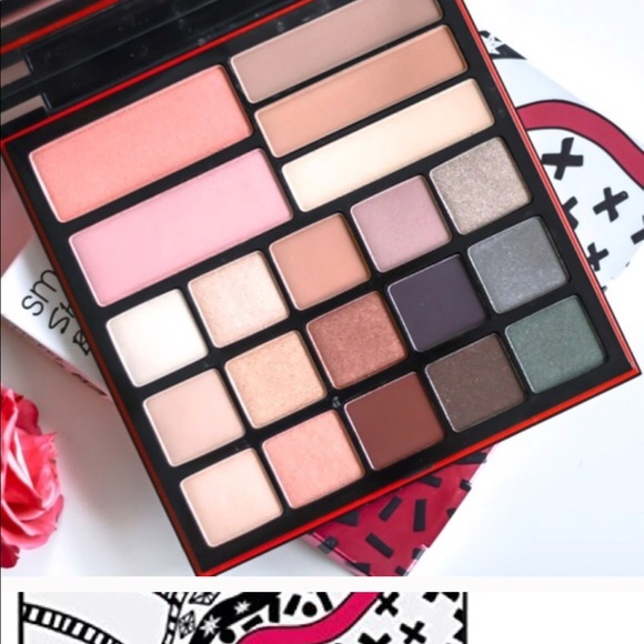 Smashbox shadow + contour + blush palette - Picture 3 of 3
